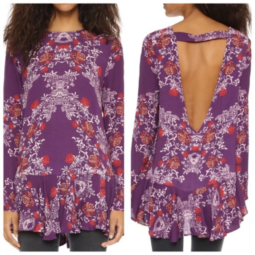 Used in excellent condition Free People open back mini dress🌸